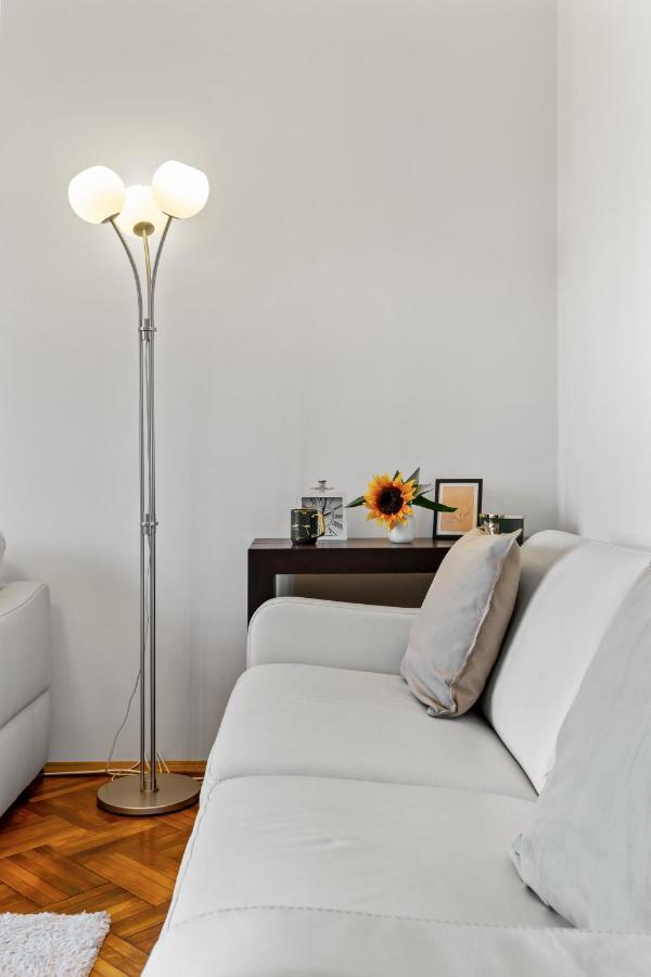 City Vibes Apartment Bucharest Luaran gambar
